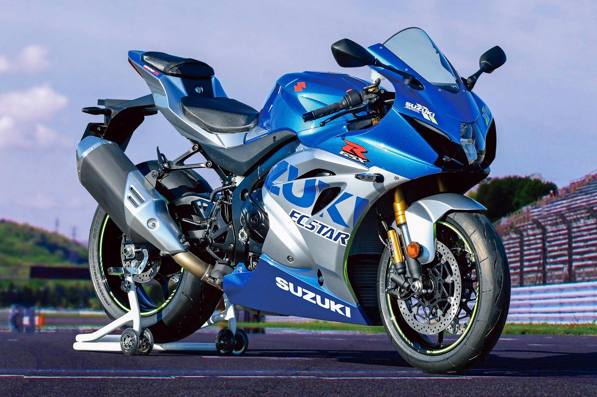 Suzuki's GSX-R1000. Media sourced from VisorDown.