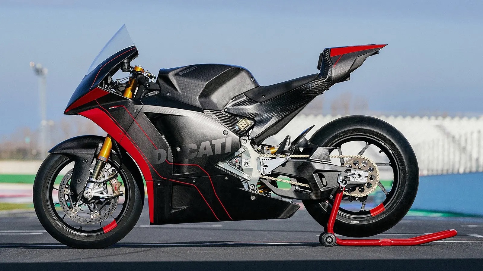 Ducati's V21L prototype as the 2023 iteration of MotoE gets nearer. Media sourced from Electrek.