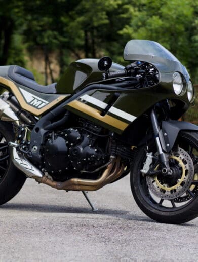 The Triumph Speed Triple RC30 - an absolute chimera of a custom build that apparently required parts from the iconic Ducati 916 and the indomitable Honda RC30. All media sourced from Tumult's website.