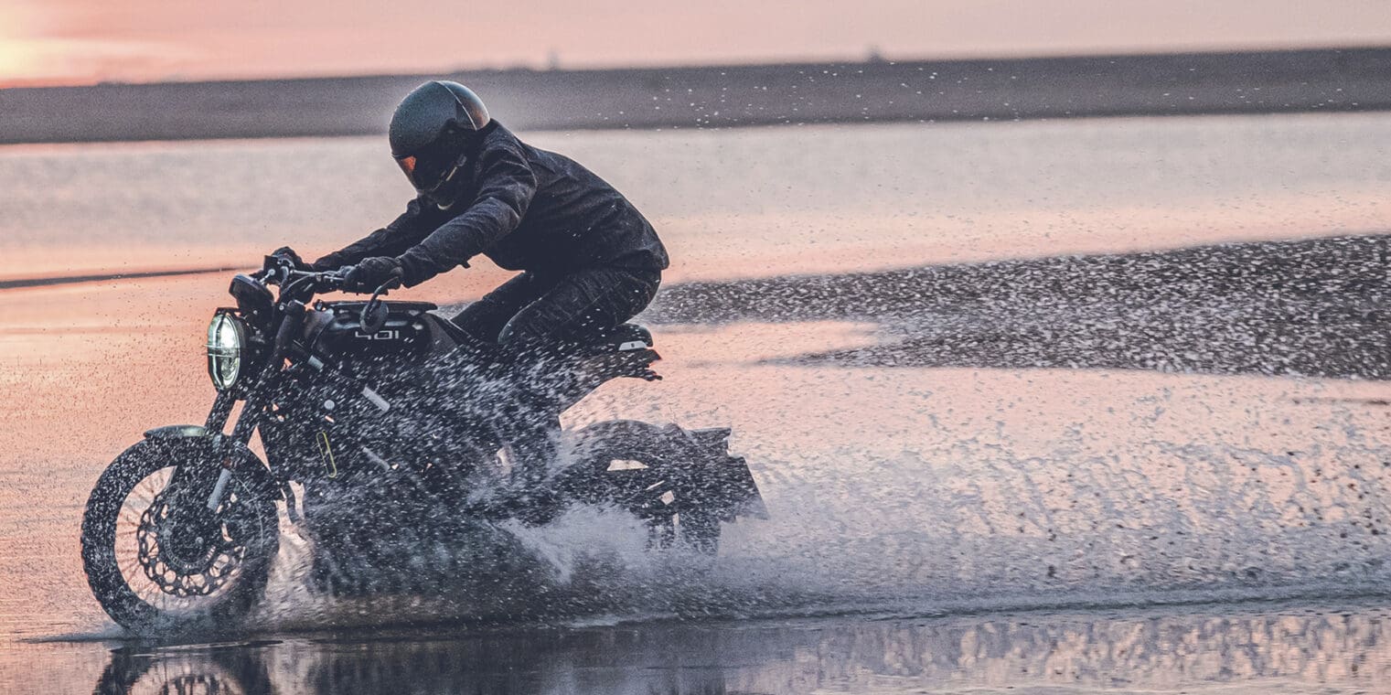 2022 Husqvarna Svartpilen 401 [Specs, Features, Photos] wBW