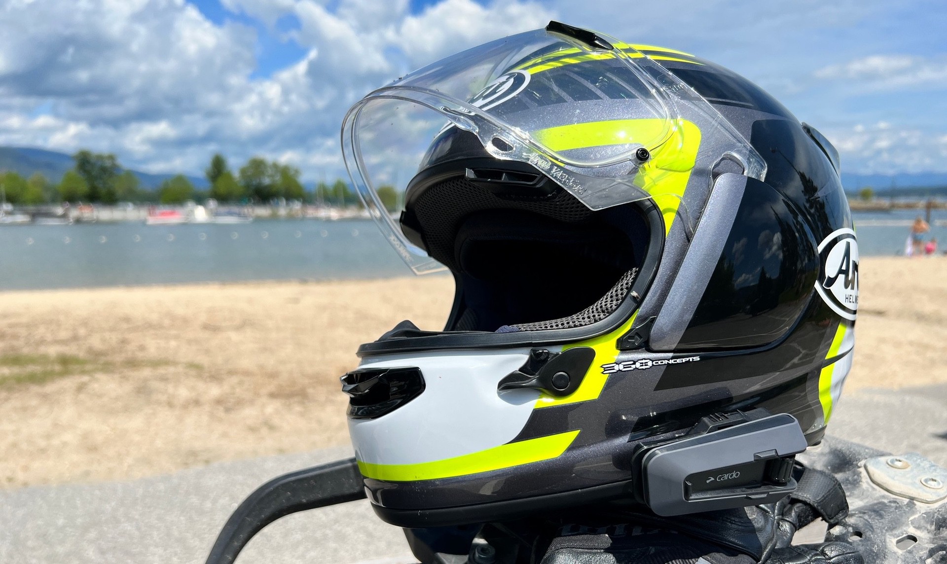 The Cardo Packtalk Edge on an Arai DTX helmet.