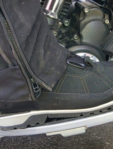 Side vide of REV'IT Pioneer GTX Boot on motorcycle floorboard