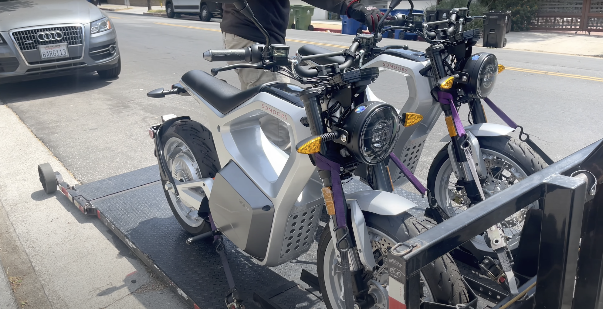 The SONDORS MetaCycle, preparing for deliveries around America. Media sourced from Smith Longworth on Youtube.