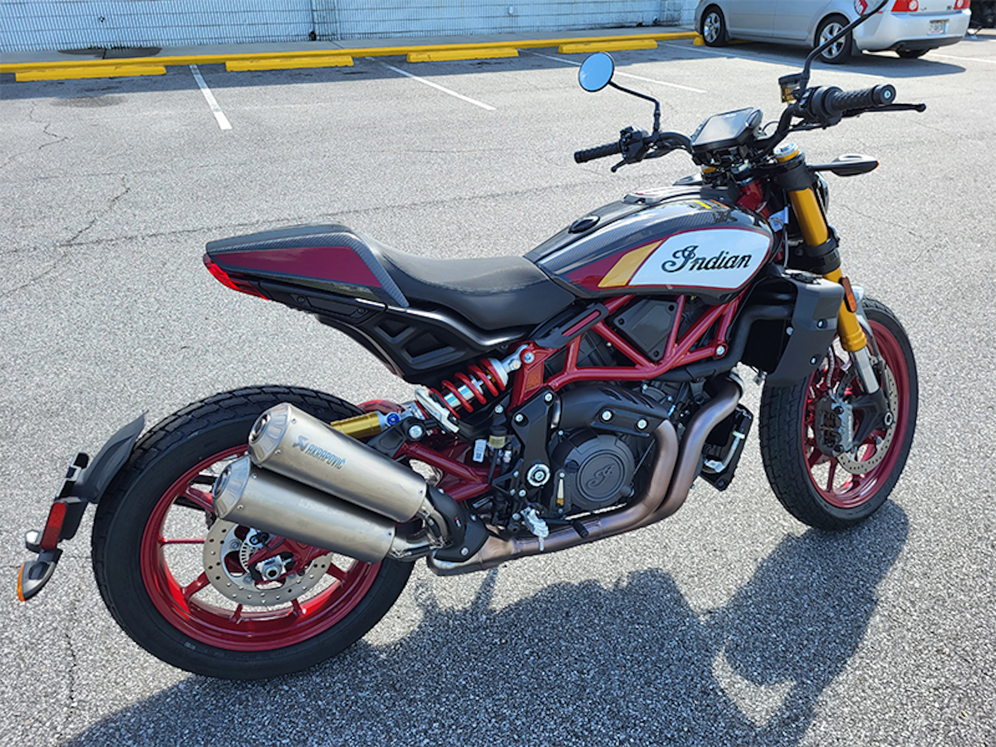 Indian’s FTR Championship Edition Street Bike, which is currently up for grabs in an all-new sweepstake from Dream Giveaway. Media sourced from Dream Giveaway.