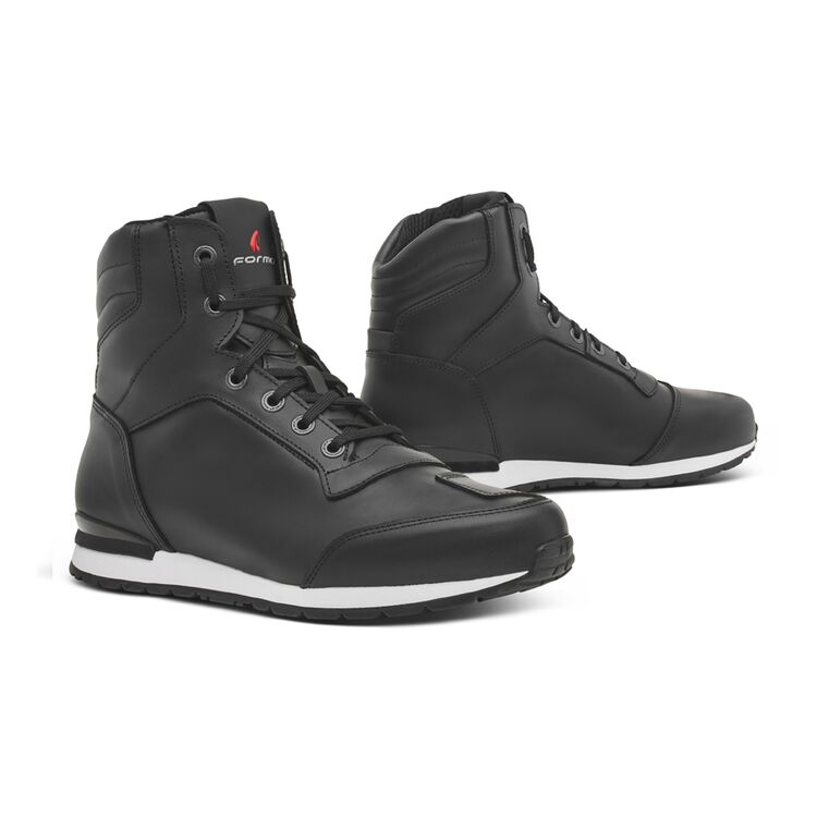 Forma One Dry Shoes in black