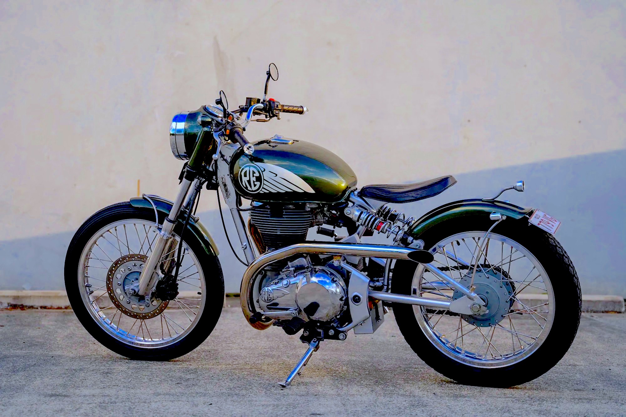 Custom royal enfield classic 500 new arrivals