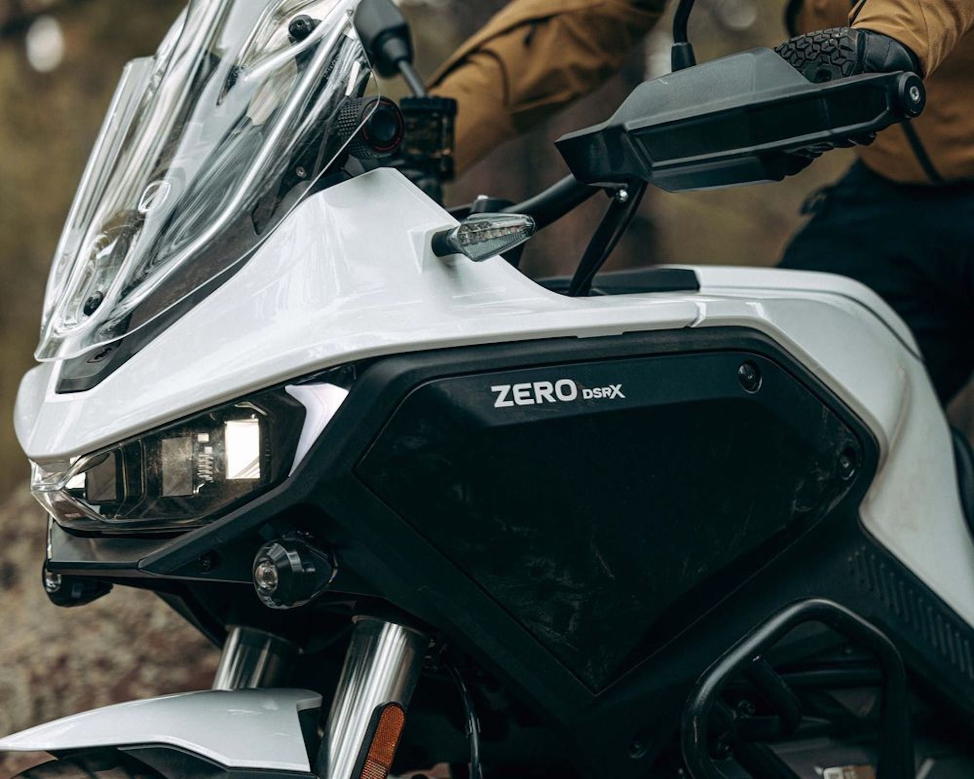 Zero Motorcycles' DSR/X. Media sourced from Live USA Today.