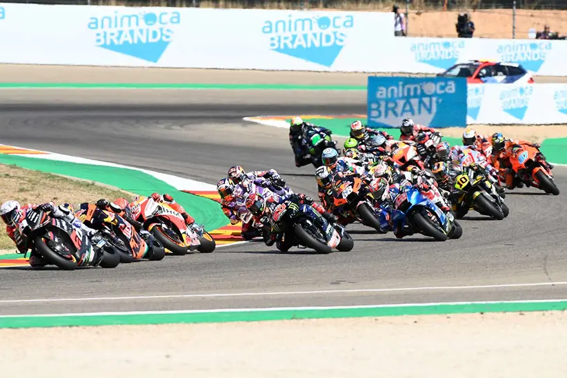 MotoGP racers on the track doing their business. Media sourced from MCN.