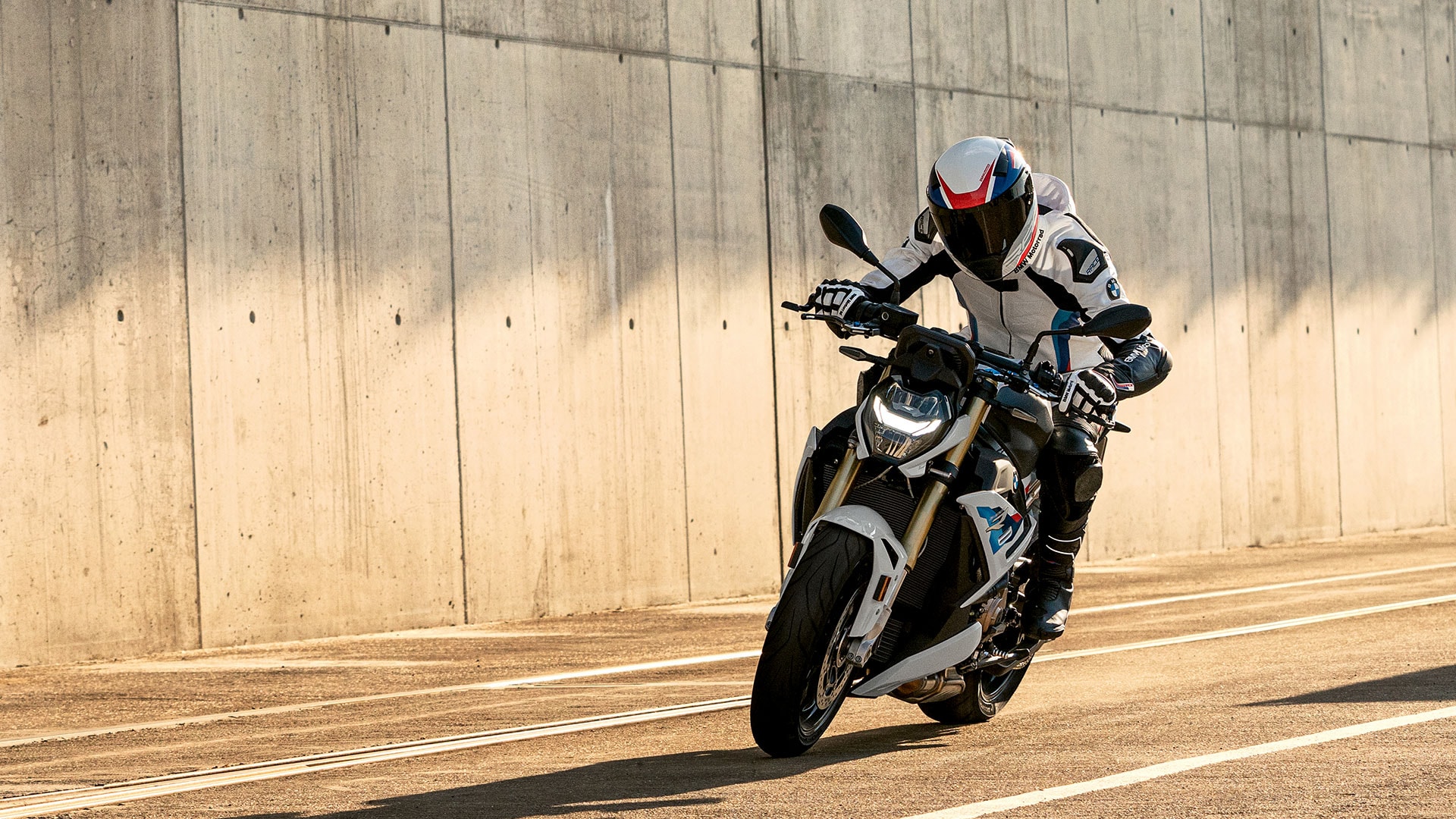 BMW's S 1000 R. Media sourced from BMW.