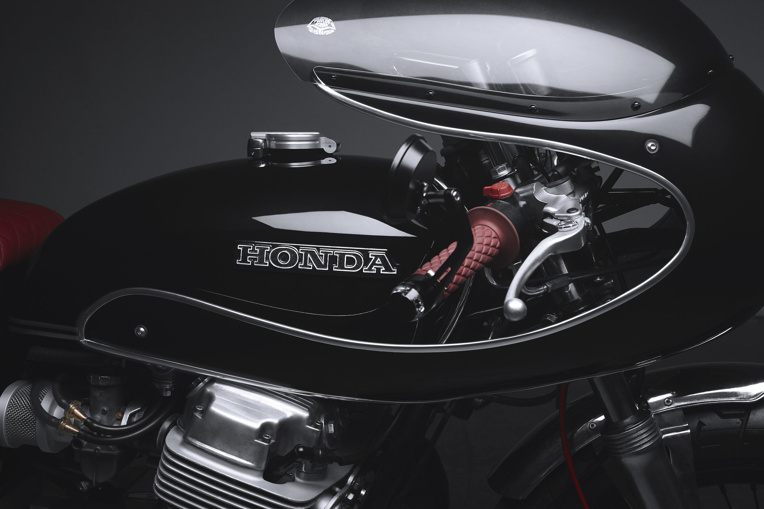 Customized Eye Sweet: “La Poderosa,” the Mutant CB750K