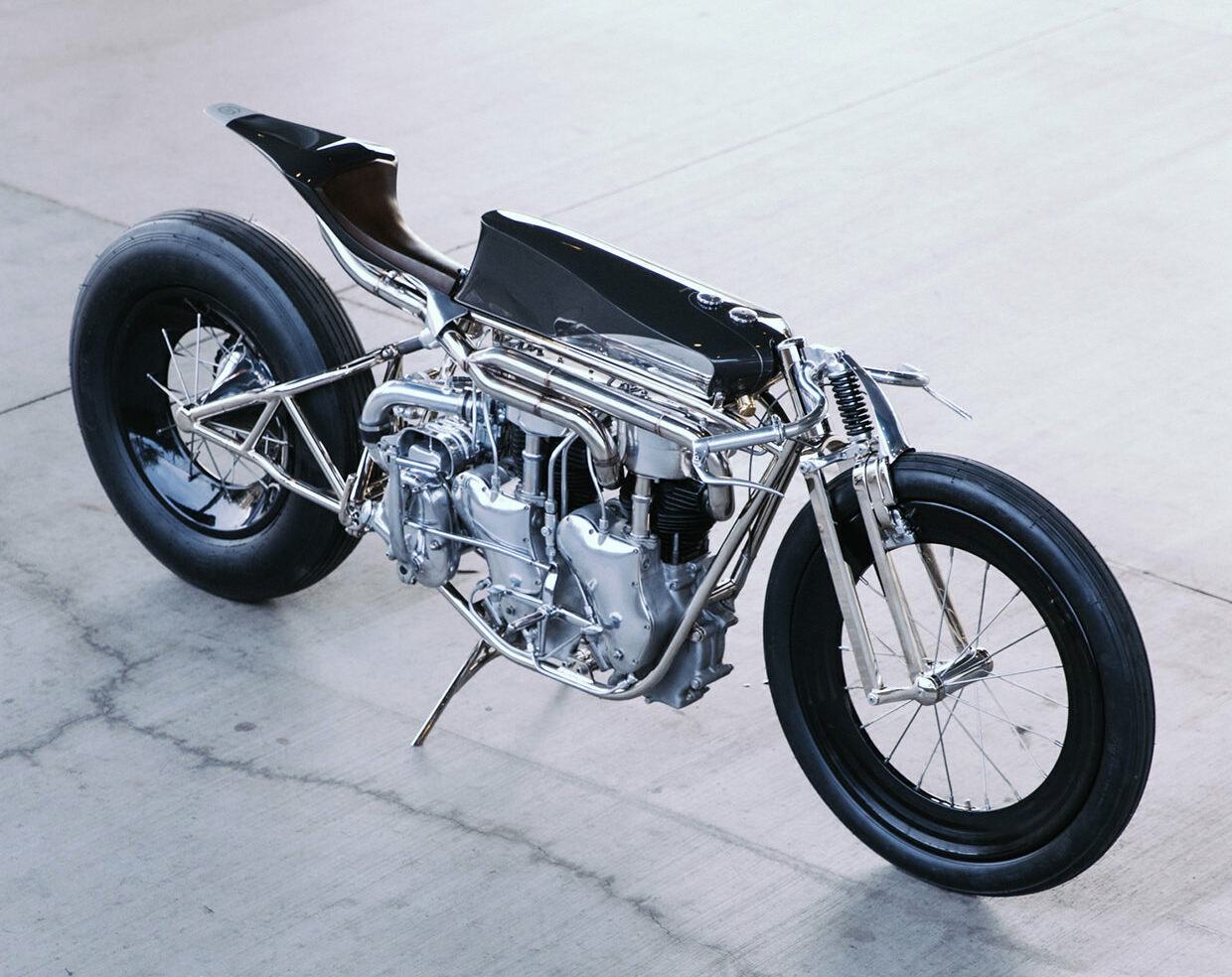 'The Velocette,' a custom build from the mastermind of Hazan Motorworks. Media sourced from Bike EXIF.