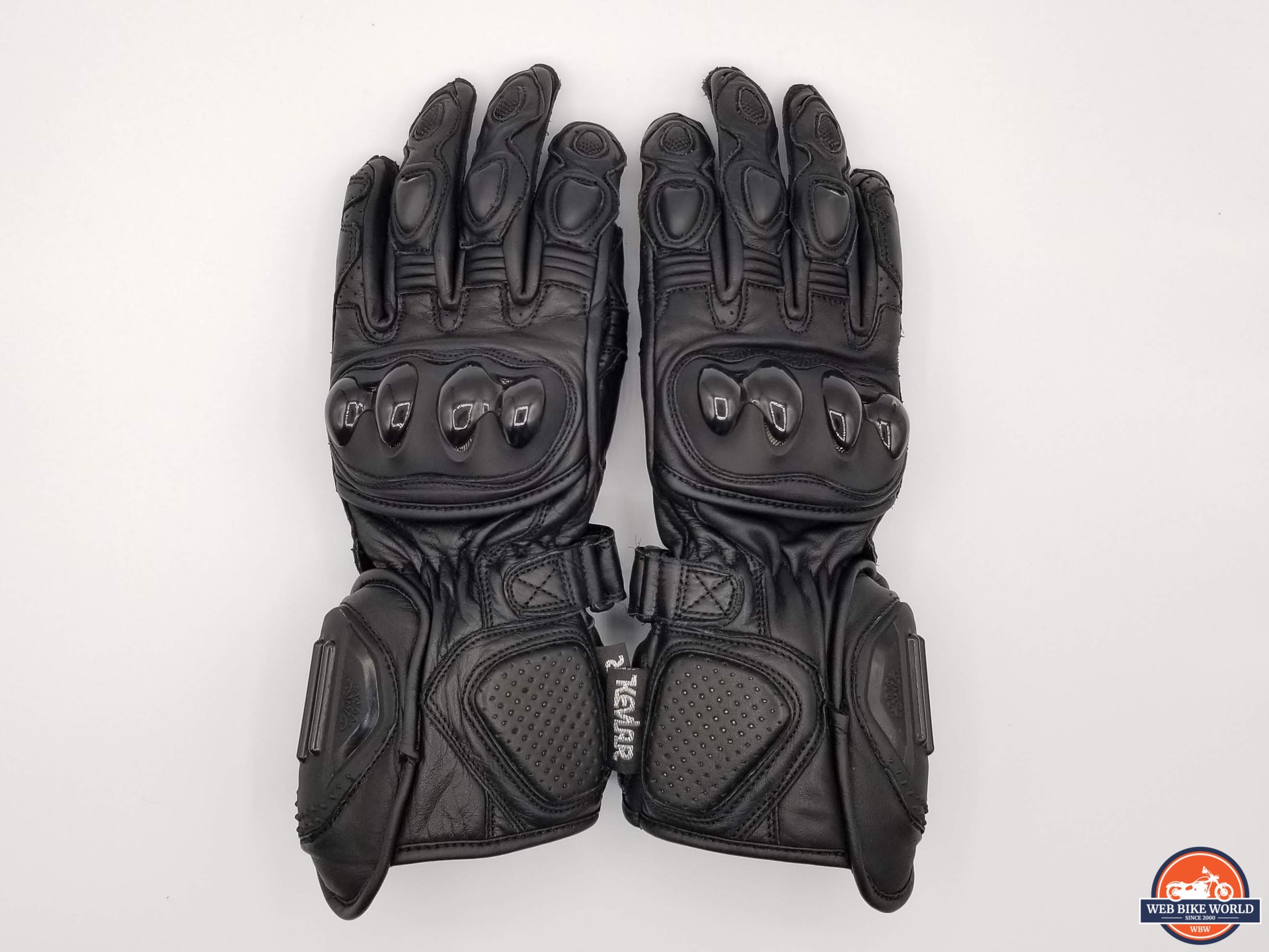 Back portions of Raven Moto Trauma Gloves