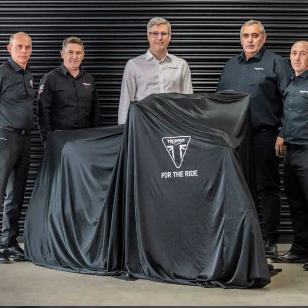 Triumph in the official statement of their entry into the 2024 FIM Motocross World Championship. Med ia sourced from RideApart.