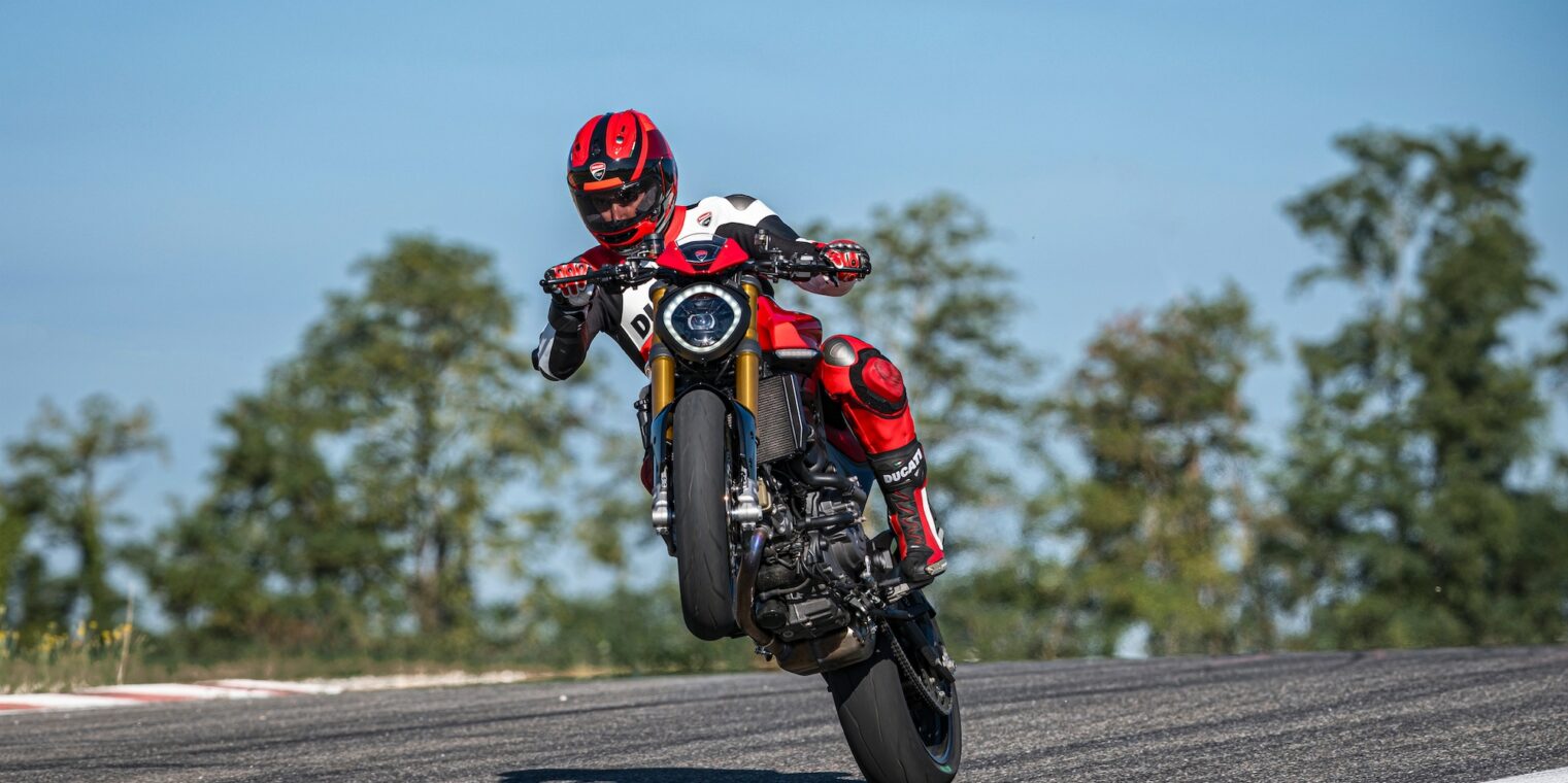 Ducati's Monster SP, revealed at their 2022 World Première. Media sourced from Ducati.