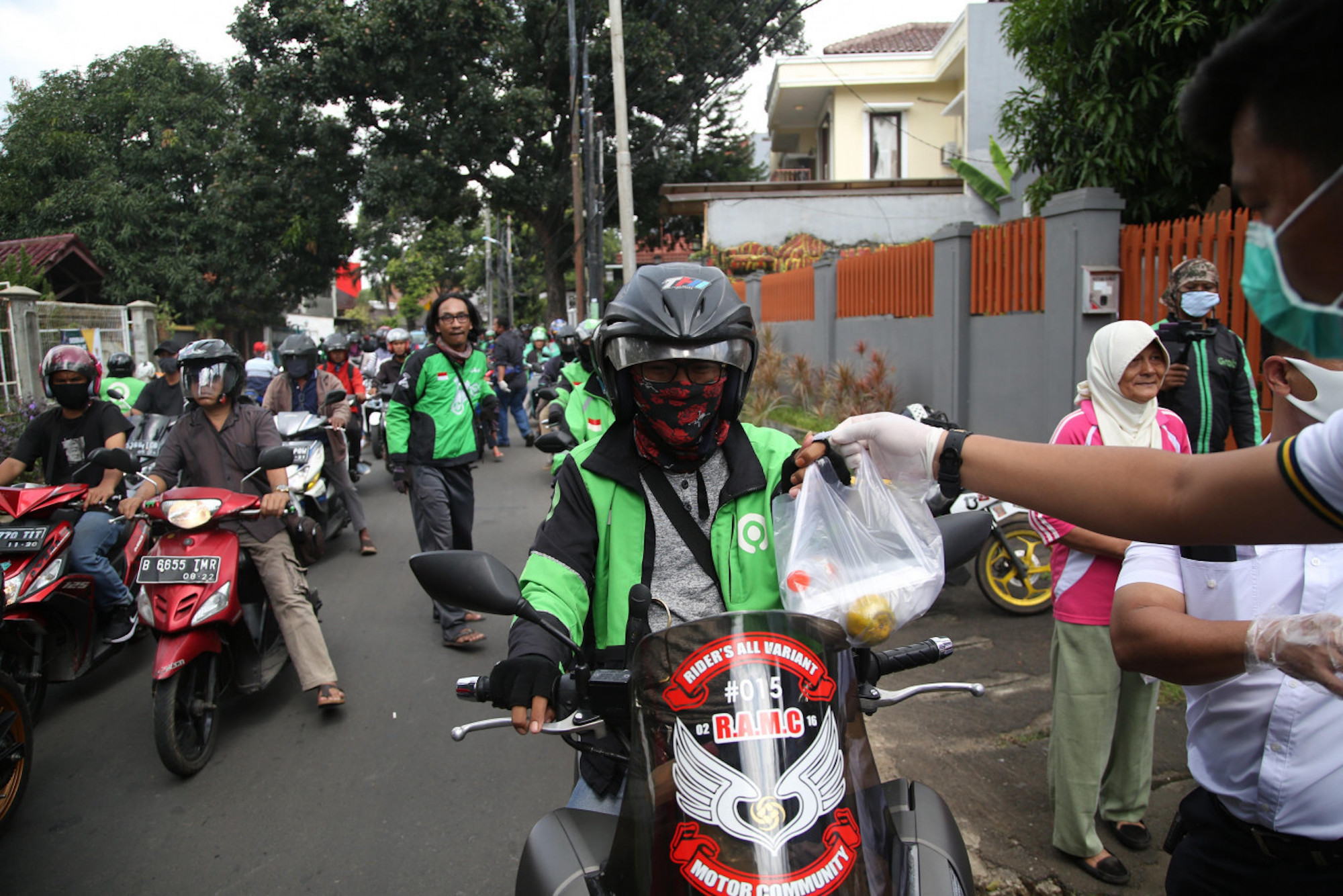 'OJEK Online', merupakan bisnis ojek online yang saat ini sedang digodok oleh Asosiasi Tenaga Kerja Indonesia (SPAI).  Media dari The Jakarta Post.