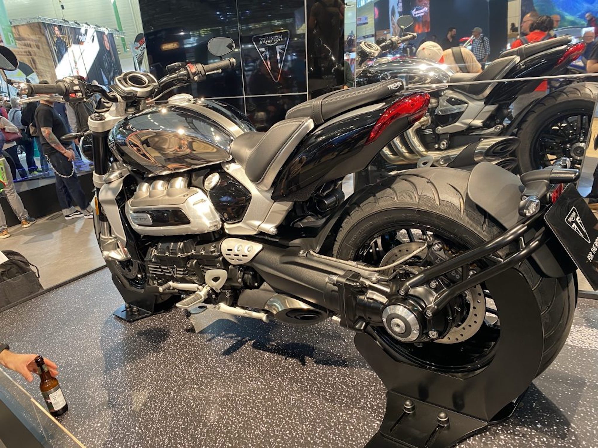 Triumph at INTERMOT 2022, where they showed off the Rocket 3 R from their upcoming Chrome Collection. Media sourced from BIKE.NO.