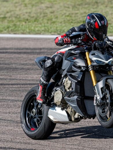 Ducati's new Streetfighter range, showing off the new Streetfighter V4, V4S and V4SP models. Media sourced from Ducati's relevant press release.