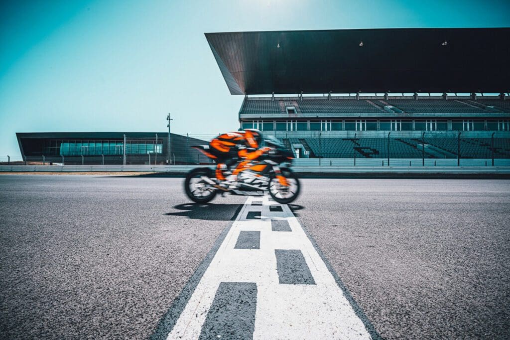 KTM's monstrosity: The beautiful RC 8C. Media sourced from KTM's press release.