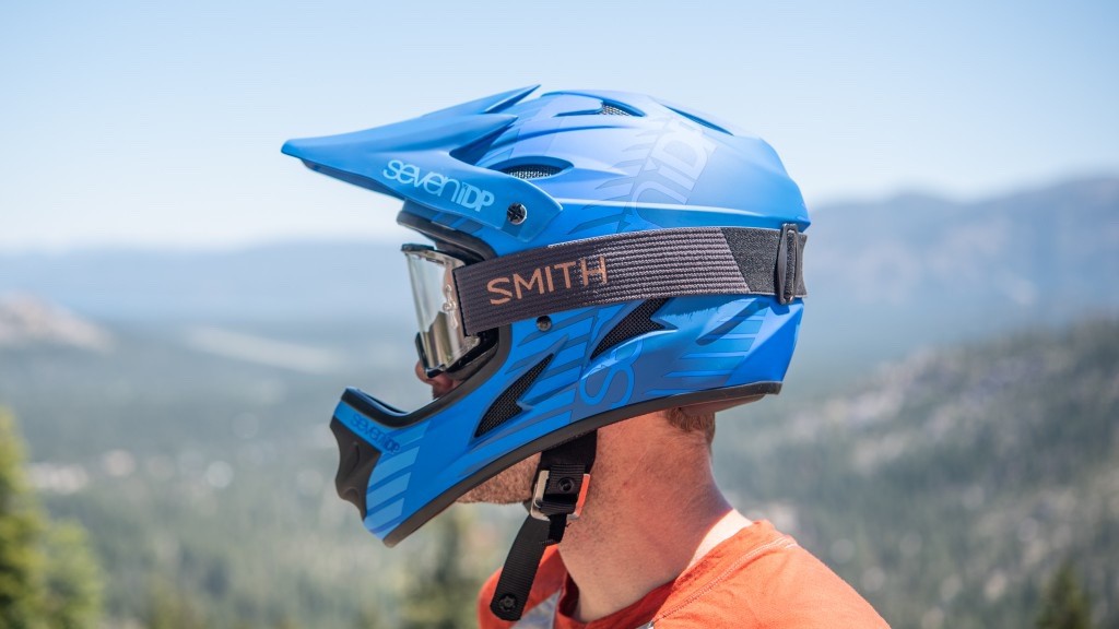 Best Mountain Bike Helmets 2025
