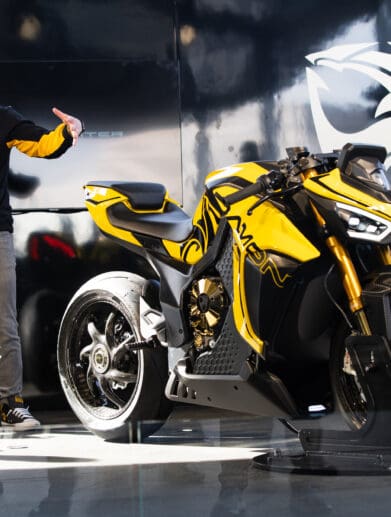 Jay Giraud next to the Damon HyperFighter. Media sourced from the team at Damon Motor Ltd.