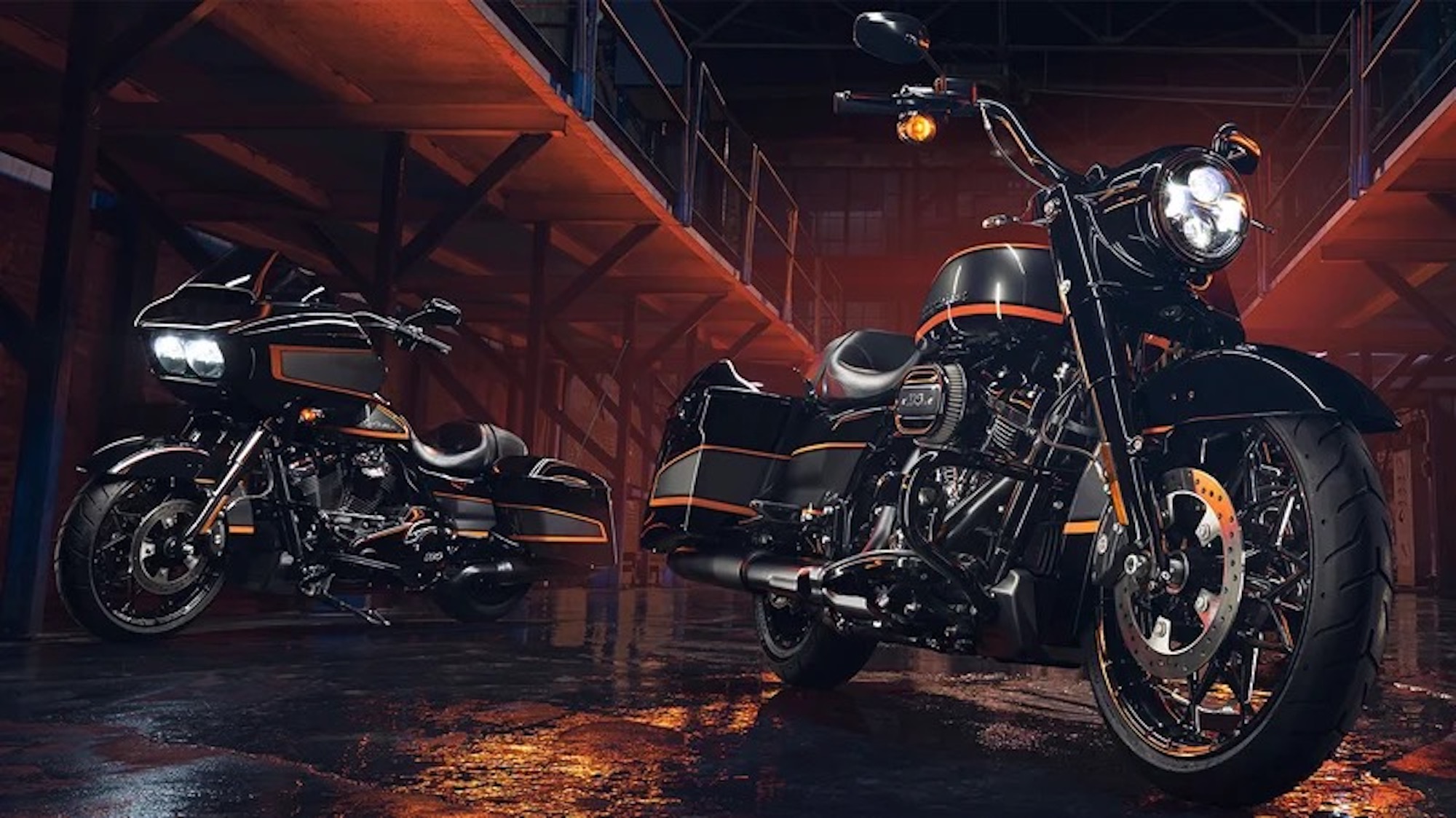 Harley's Factory Apex Custom Paint. Media sourced from Harley-Davidson.