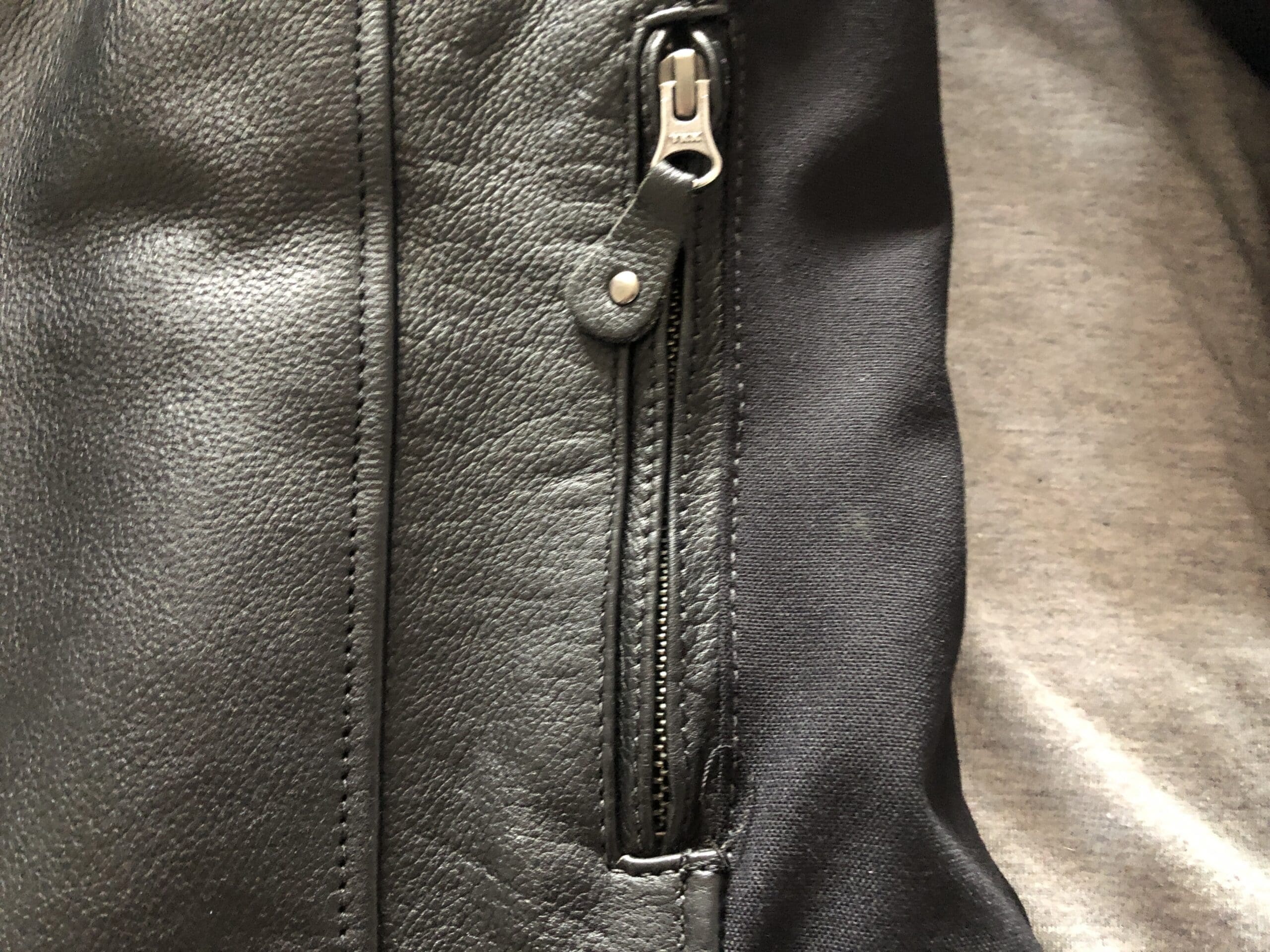Oxford Beckley Ladies Jacket pocket zipper