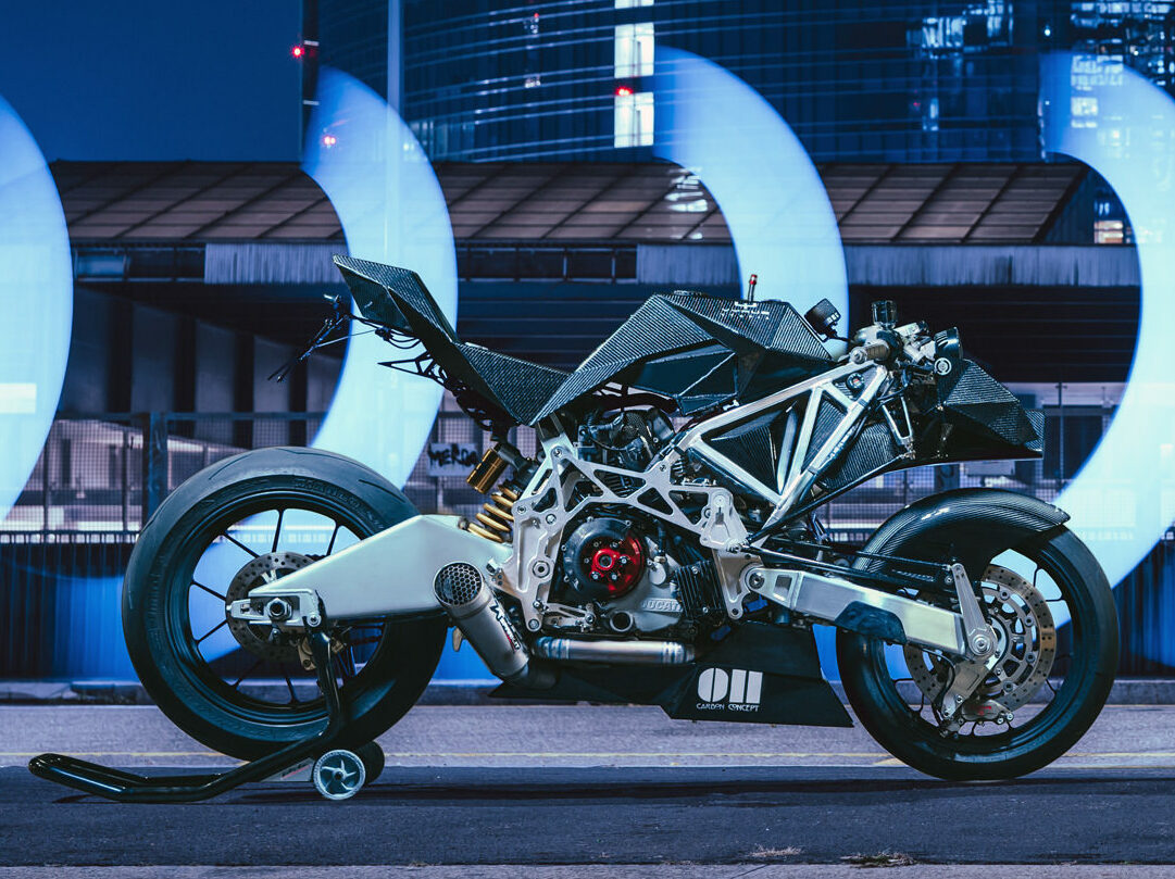 The new Vtopia Vyrus kit, built by Vtopia Designs. Media sourced from BikeEXIF.