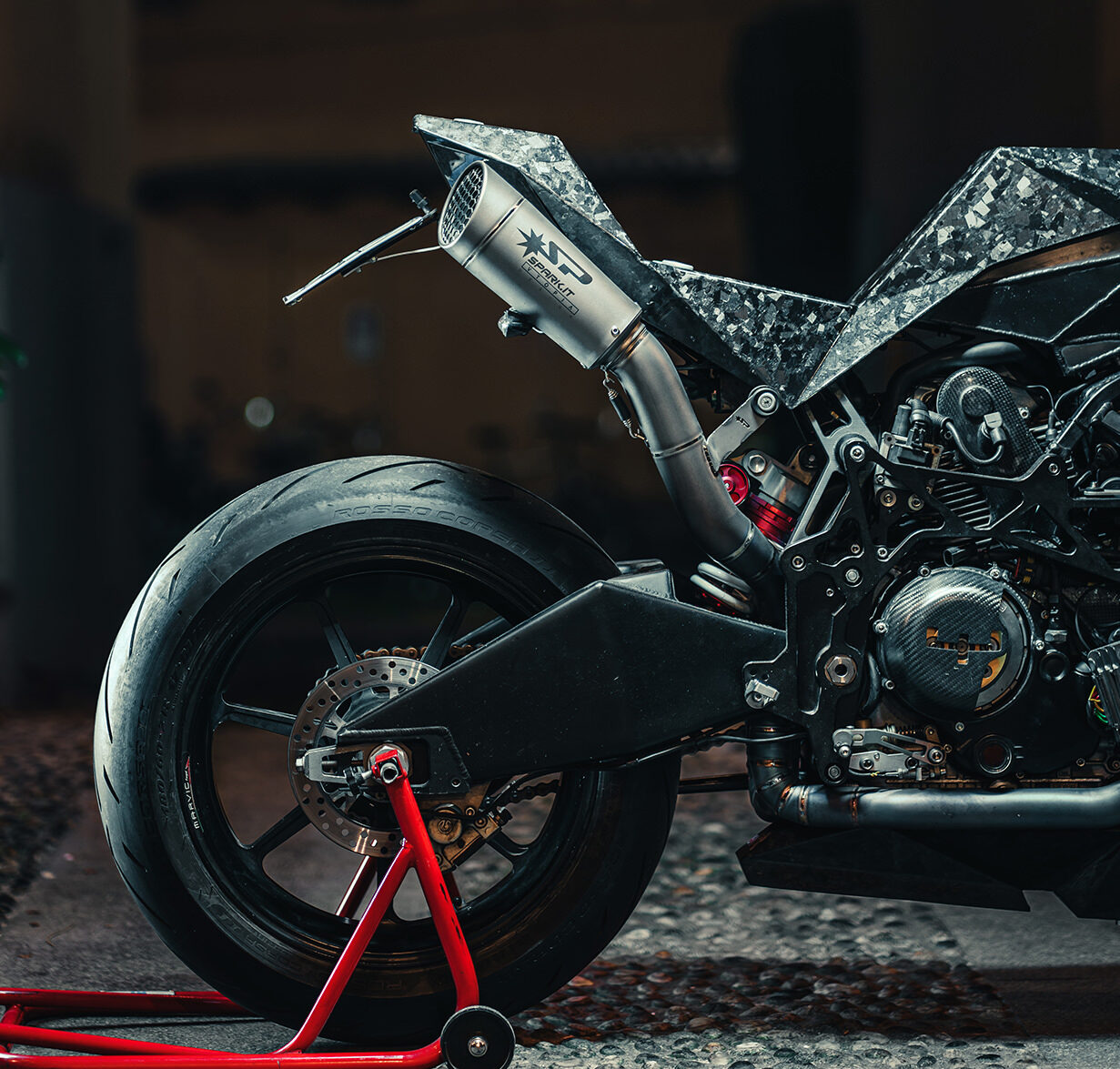 The new Vtopia Vyrus kit, built by Vtopia Designs. Media sourced from BikeEXIF.