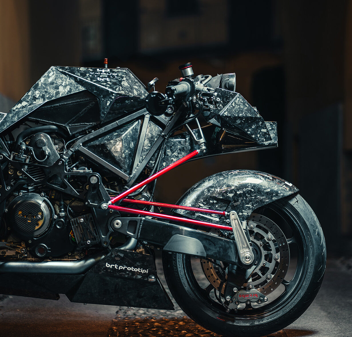 The new Vtopia Vyrus kit, built by Vtopia Designs. Media sourced from BikeEXIF.