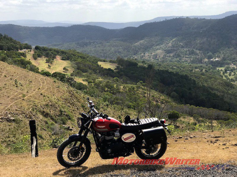 Dead-end routes motorcycles Street Scrambler