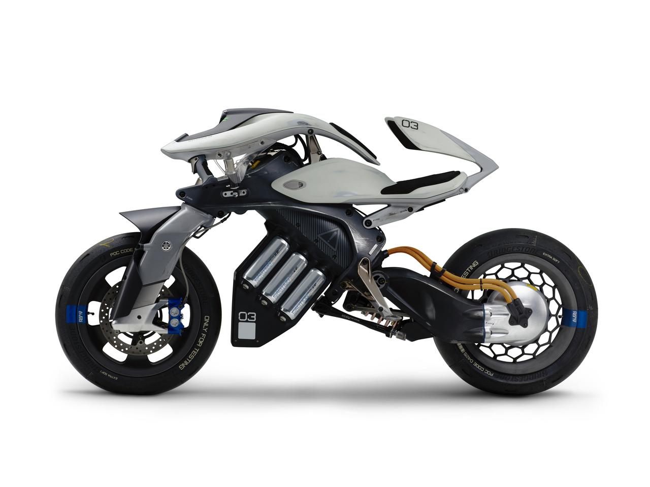 Yamaha MOTOROiD artificial intelilgence