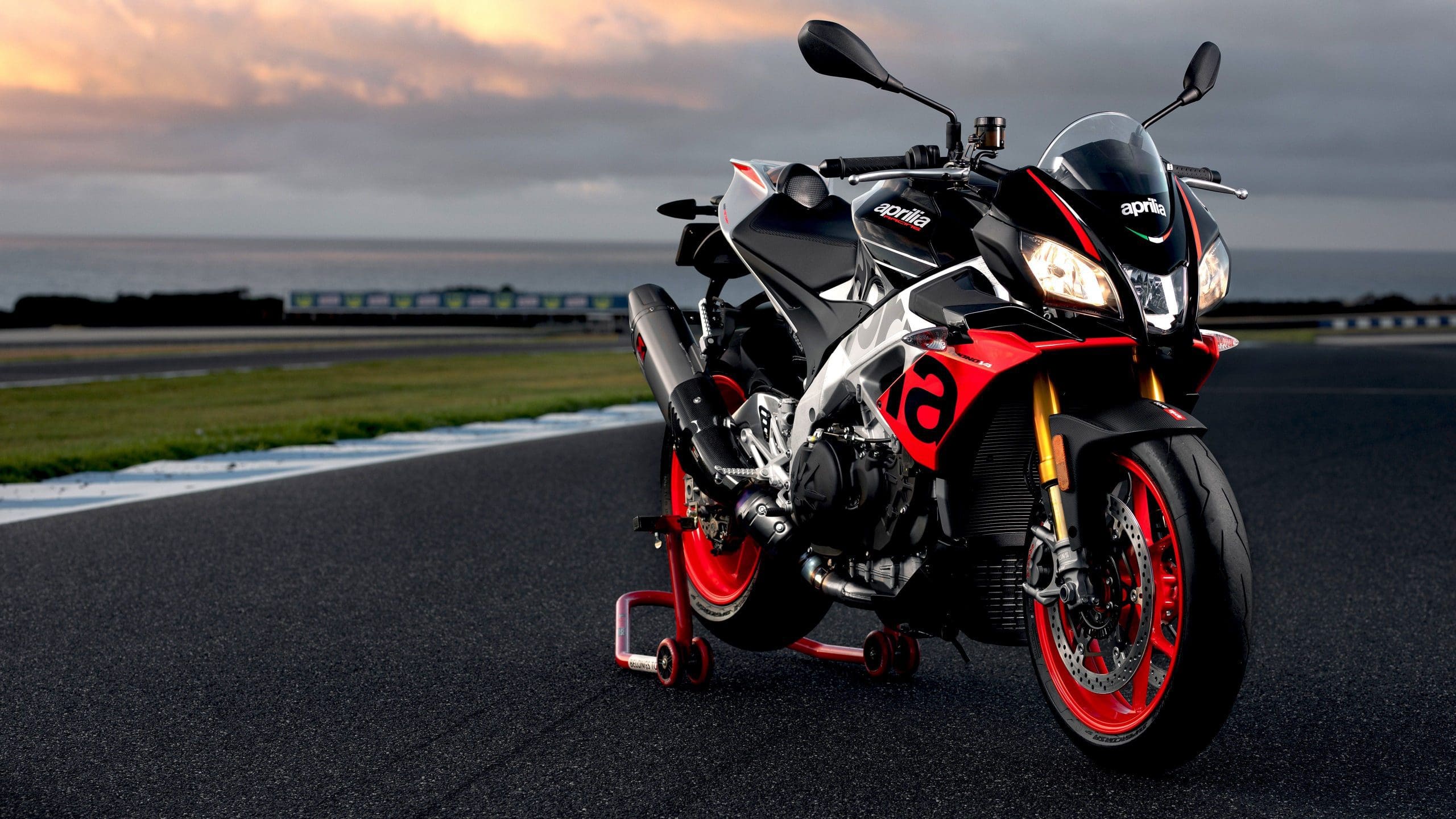 Aprilia Motorcycle Wallpapers