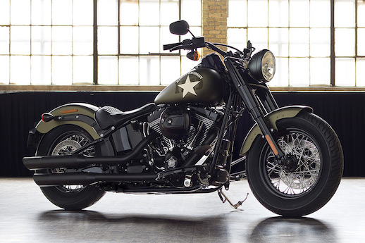 Harley-Davidson Softail Slim S - power superhero