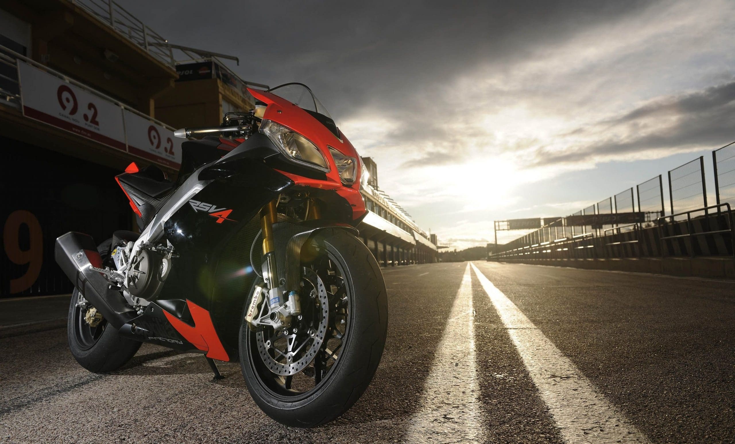 Aprilia Motorcycle Wallpapers