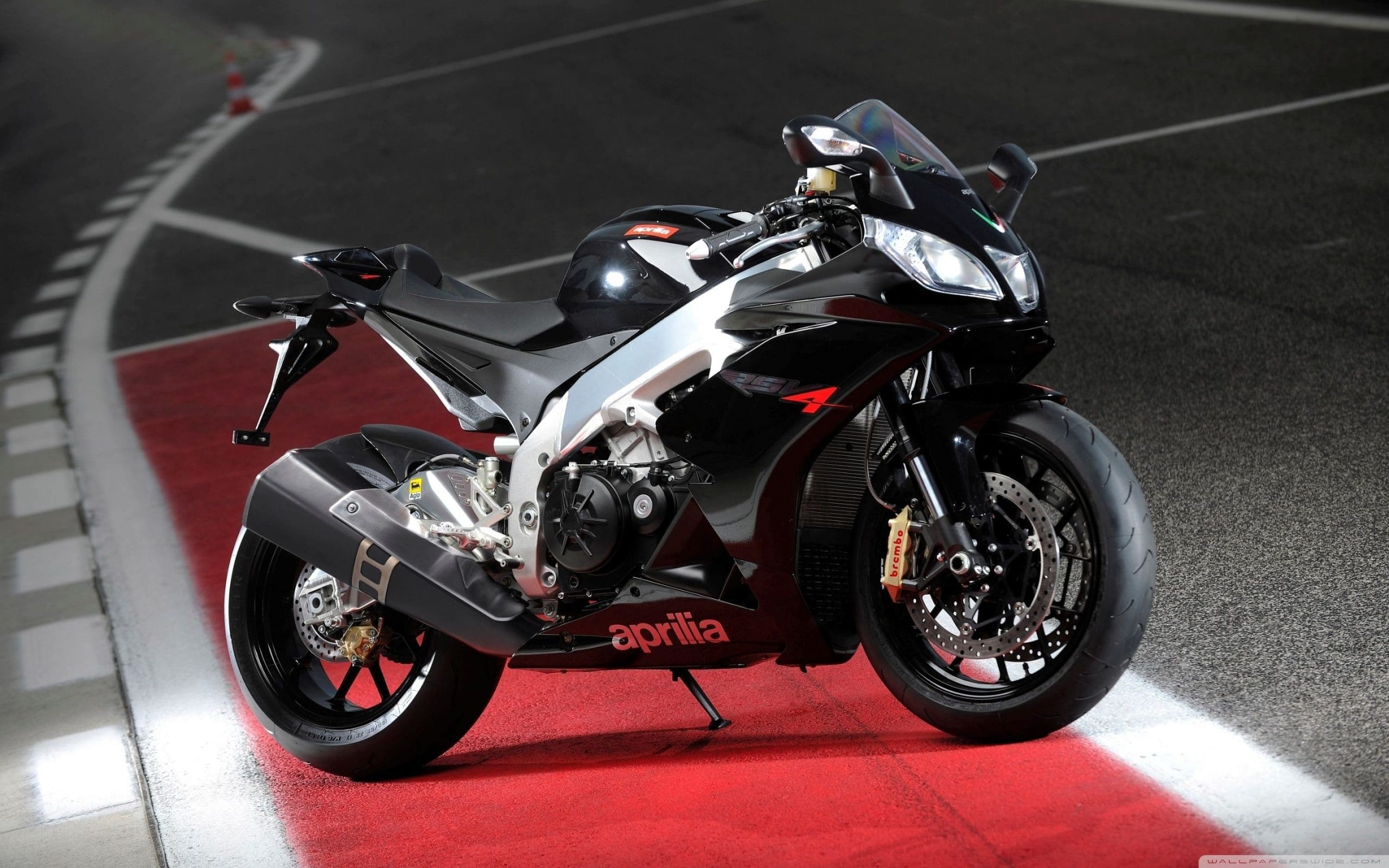 Aprilia Motorcycle Wallpapers