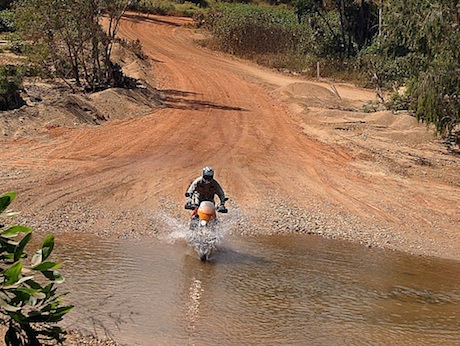 Water crossings adventure harley-Davidson  - Sportster scrambler