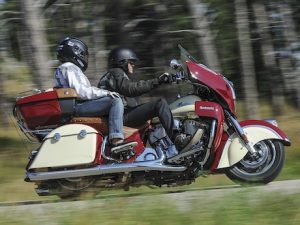 Mrs MtorbikeWriter in her pillion position aboard an Indian Roadmaster