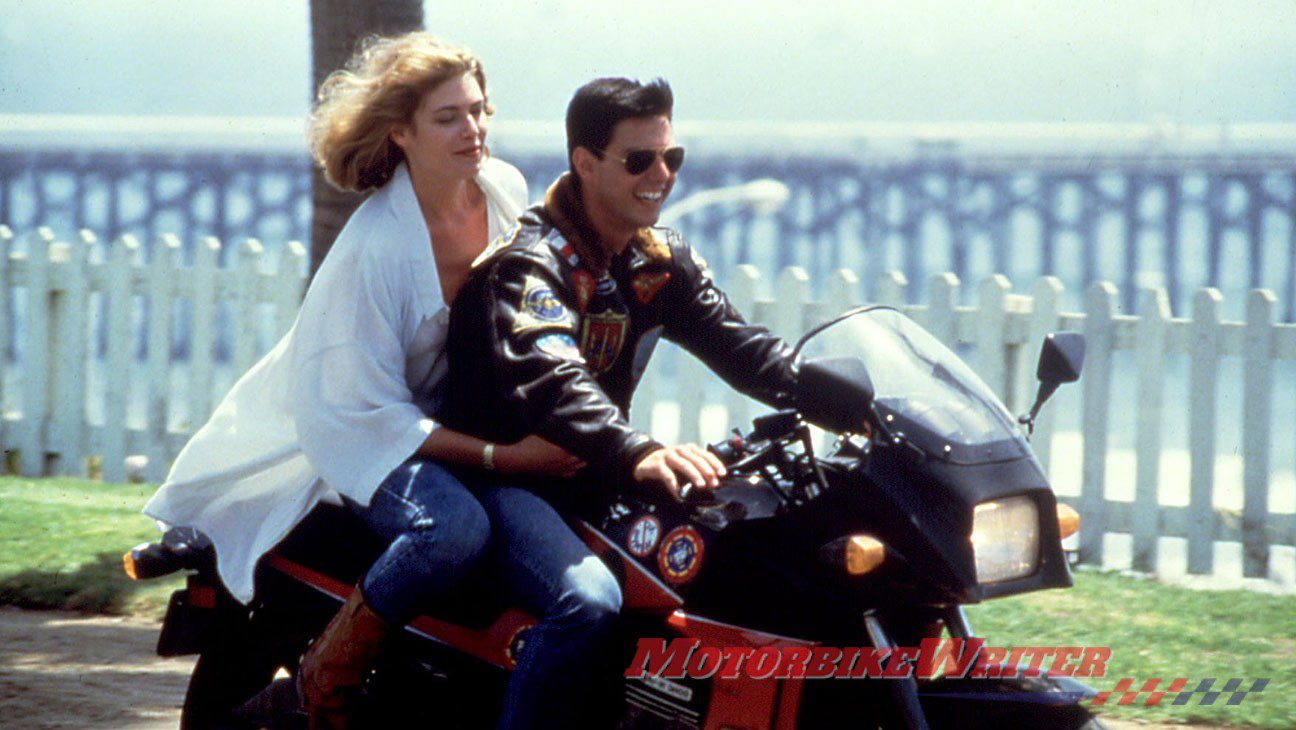 Tom and Kelly McGillis in Top Gun