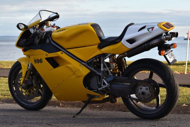 2000 Ducati 996 Monoposto