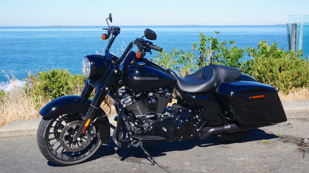 Harley-Davidson FLHRS Road King Special