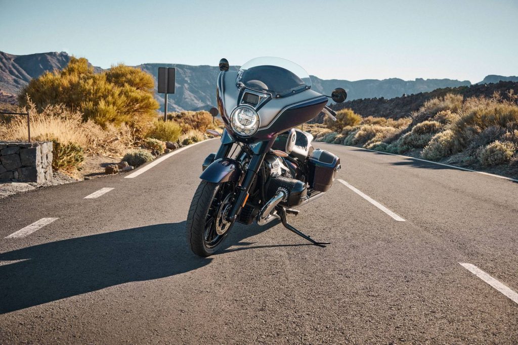 A view of the all-new 2022 BMW Transcontinental from the front.