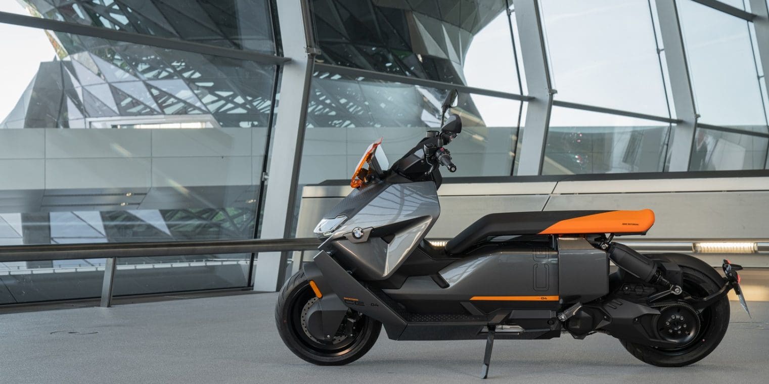 2023 BMW CE 04 [Specs, Features, Photos]