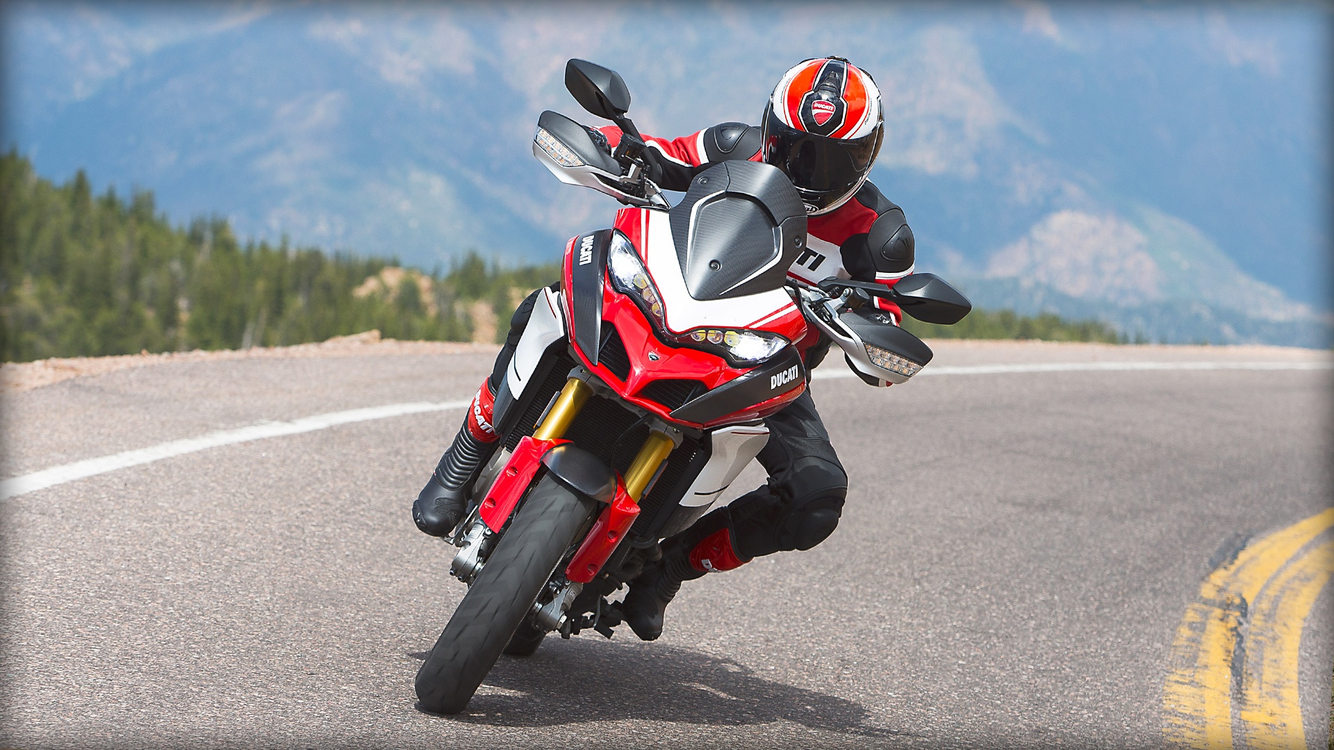 Ducati Multistrada 1200 Pikes Peak 1262cc