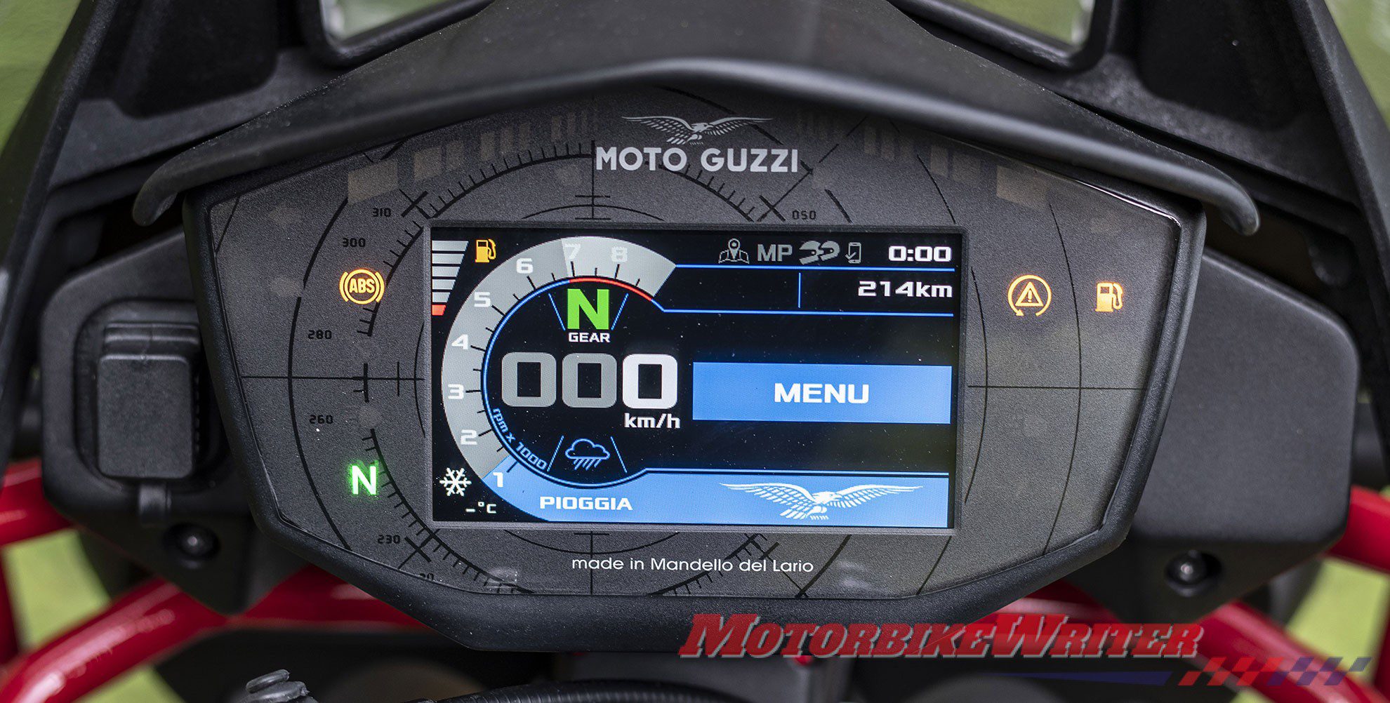Moto Guzzi V85 TT specs