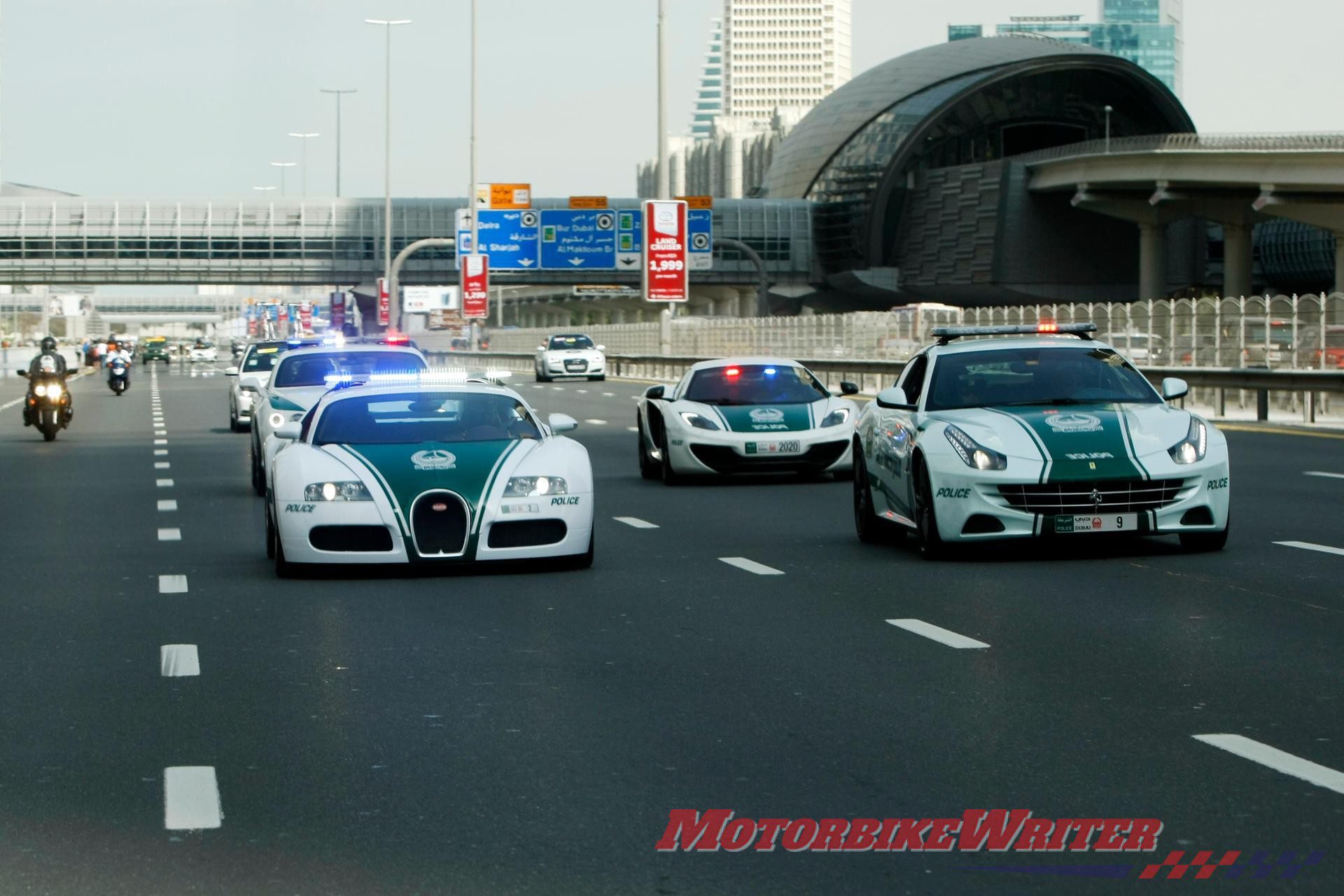 abu dhabi cops