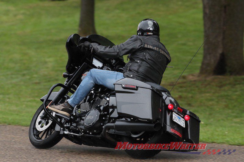 2019 Harley-Davidson Street Glide Special Review