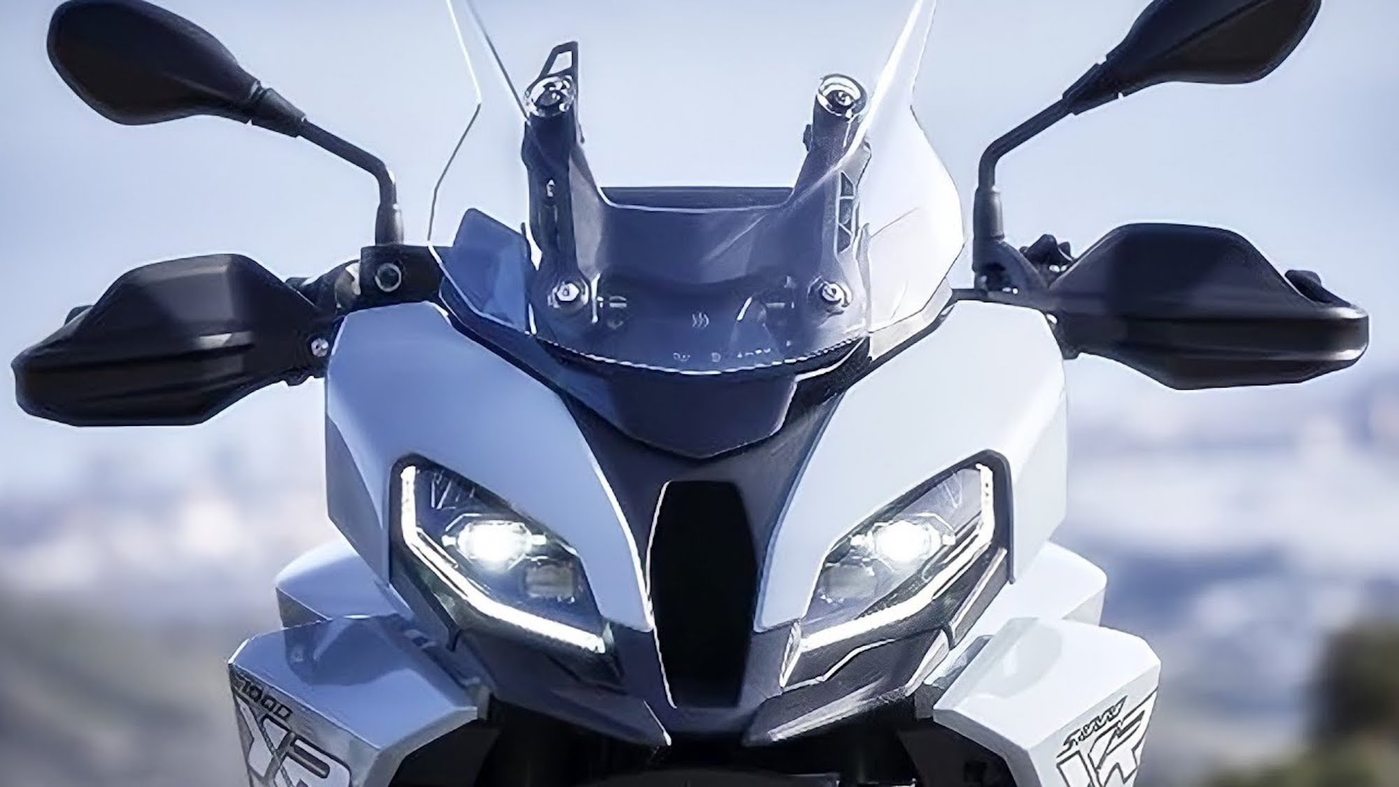 A view of a 2023 BMW S1000 XR. Media sourced from Youtube. 