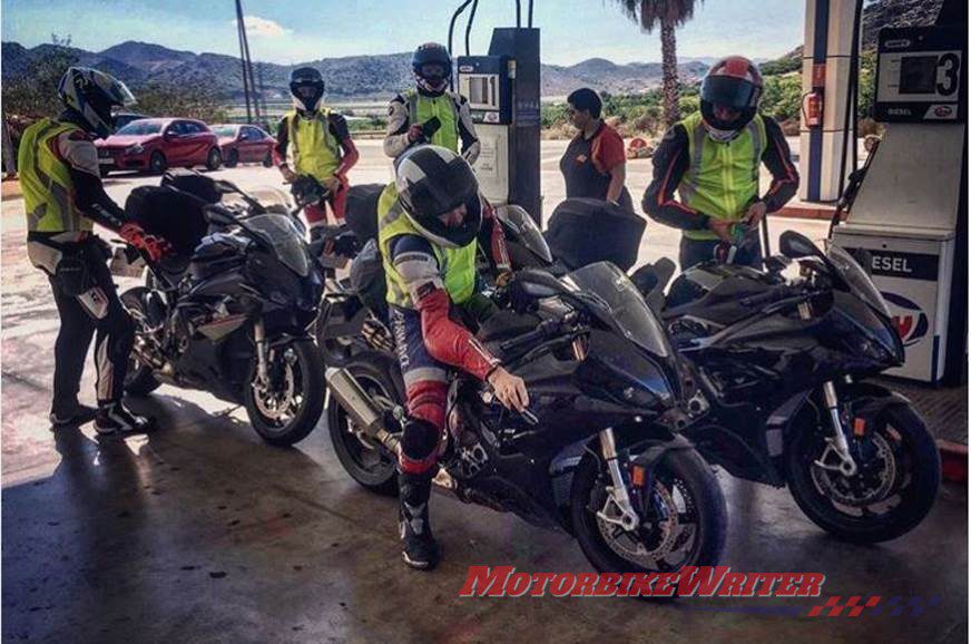 BMW S 1000 RR spy leaked