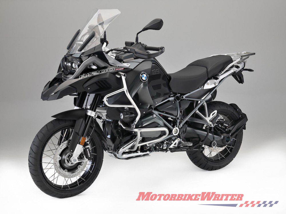 BMW "two-wheel-drive" GS racer