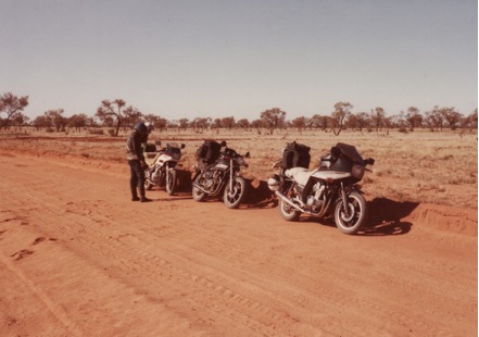 Eric's Bol d'Or and two other Japanese motorcycles in the South Australian desert